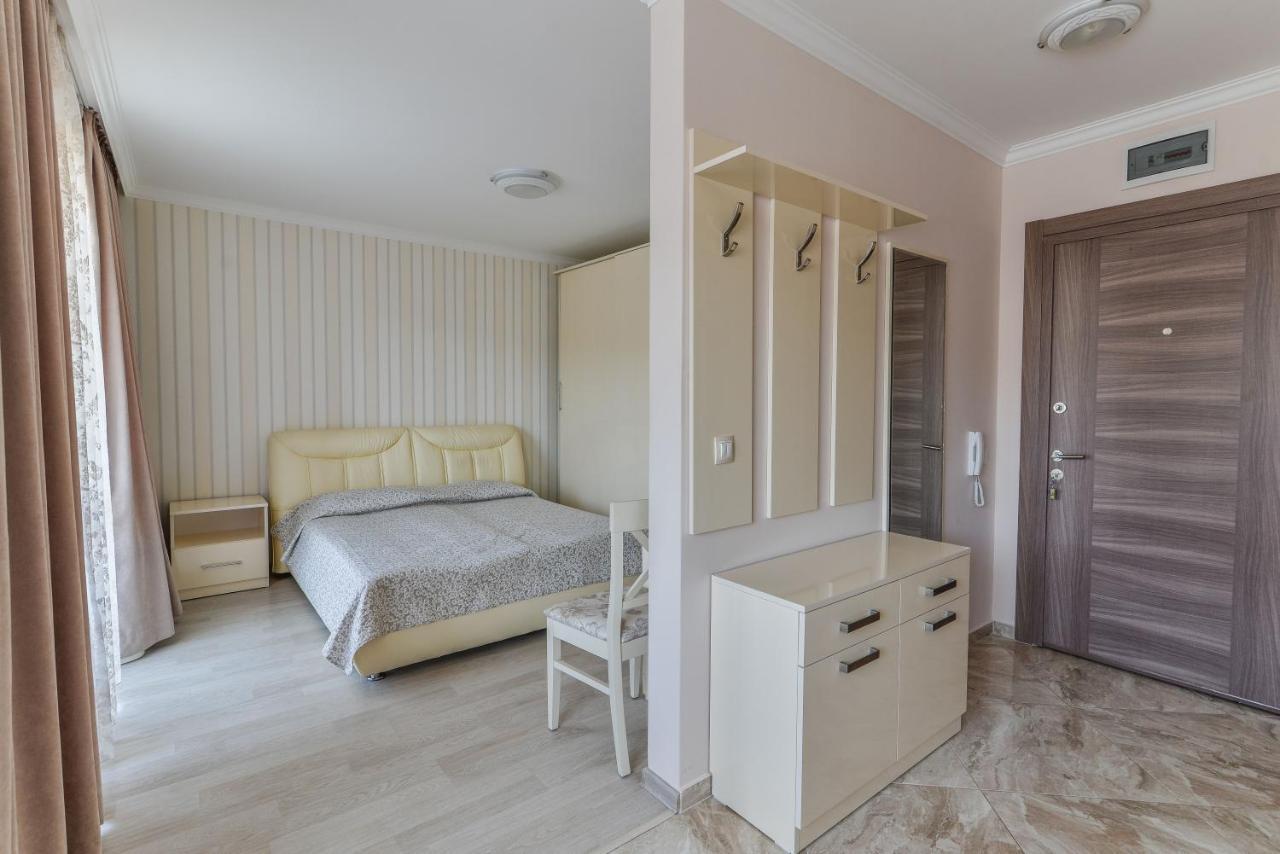 VILLA FLORENCE Apart Hotel Sveti Vlas Buitenkant foto