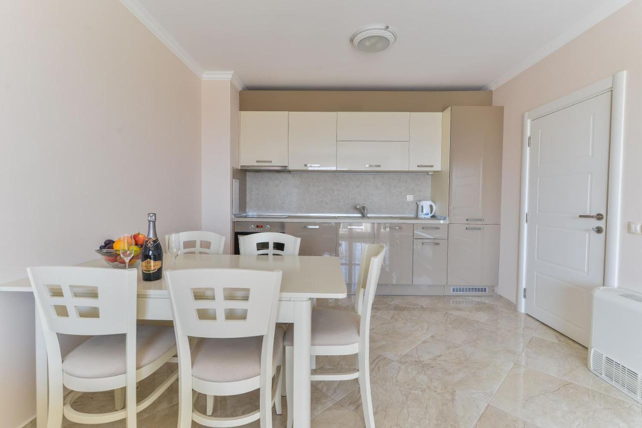 VILLA FLORENCE Apart Hotel Sveti Vlas Buitenkant foto